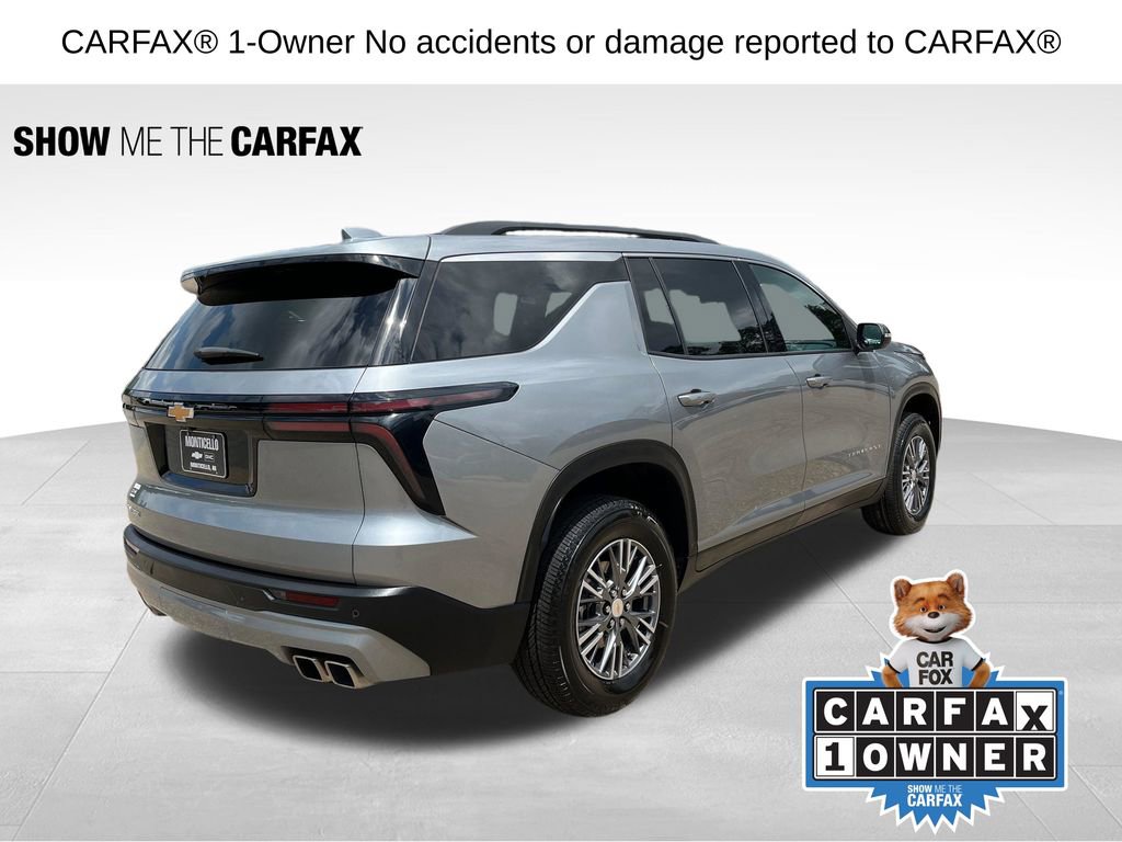 Used 2025 Chevrolet Traverse LT FWD image 3