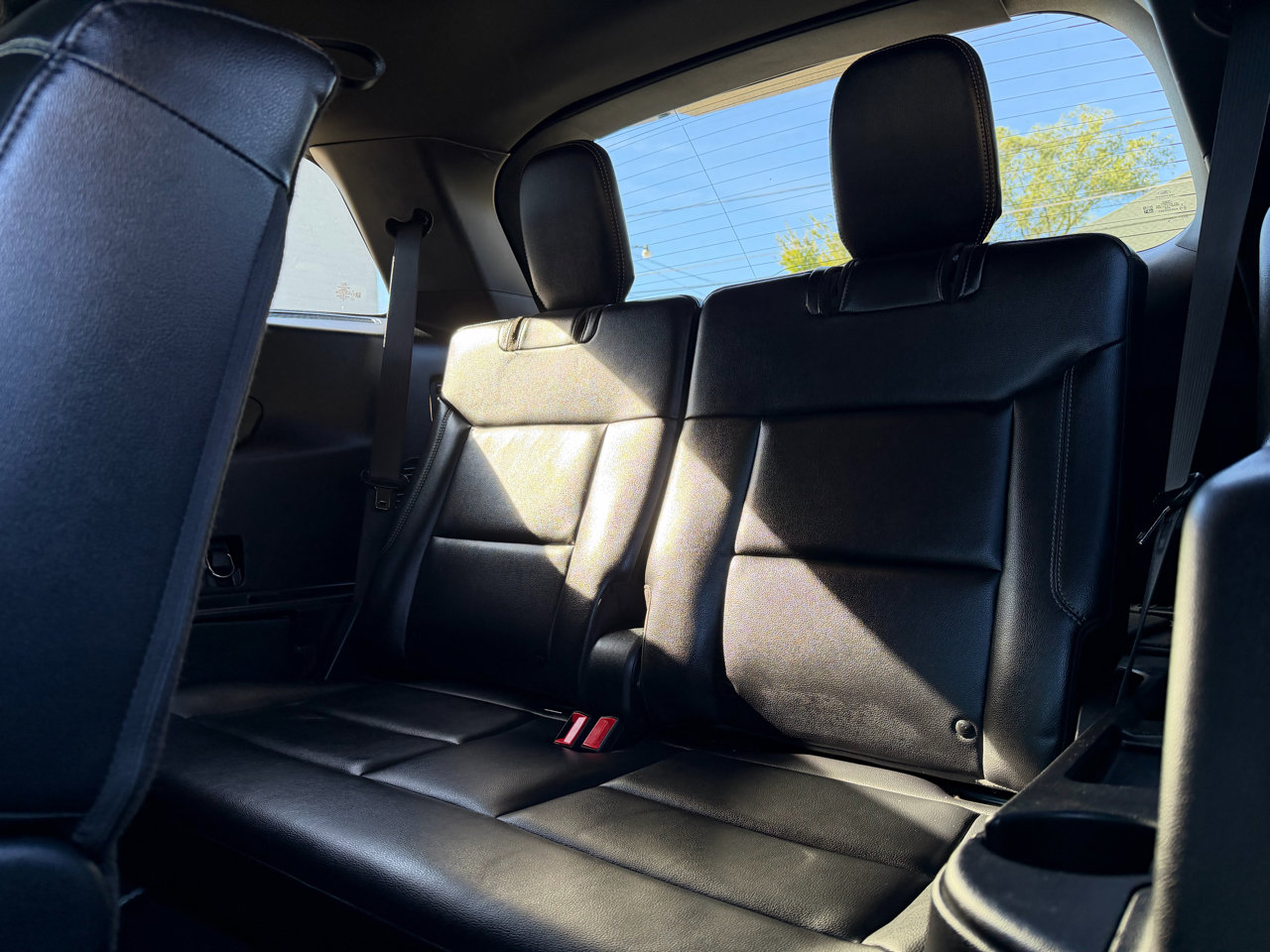 Used 2020 Ford Explorer XLT w/ Equipment Group 202A image 9