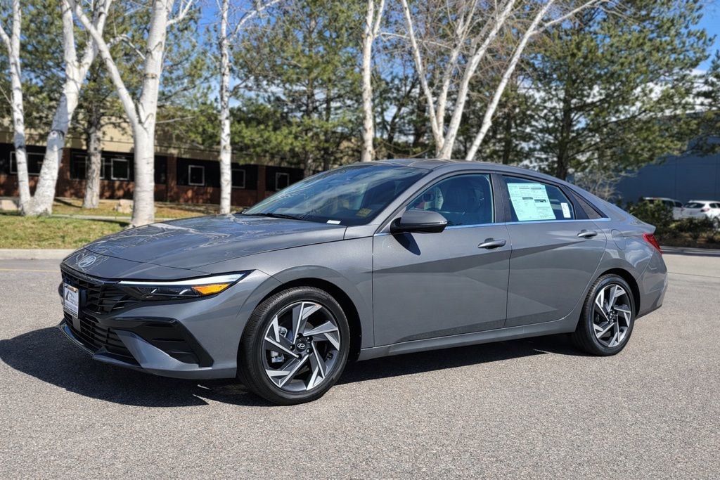 New 2026 Hyundai Elantra Limited image 1