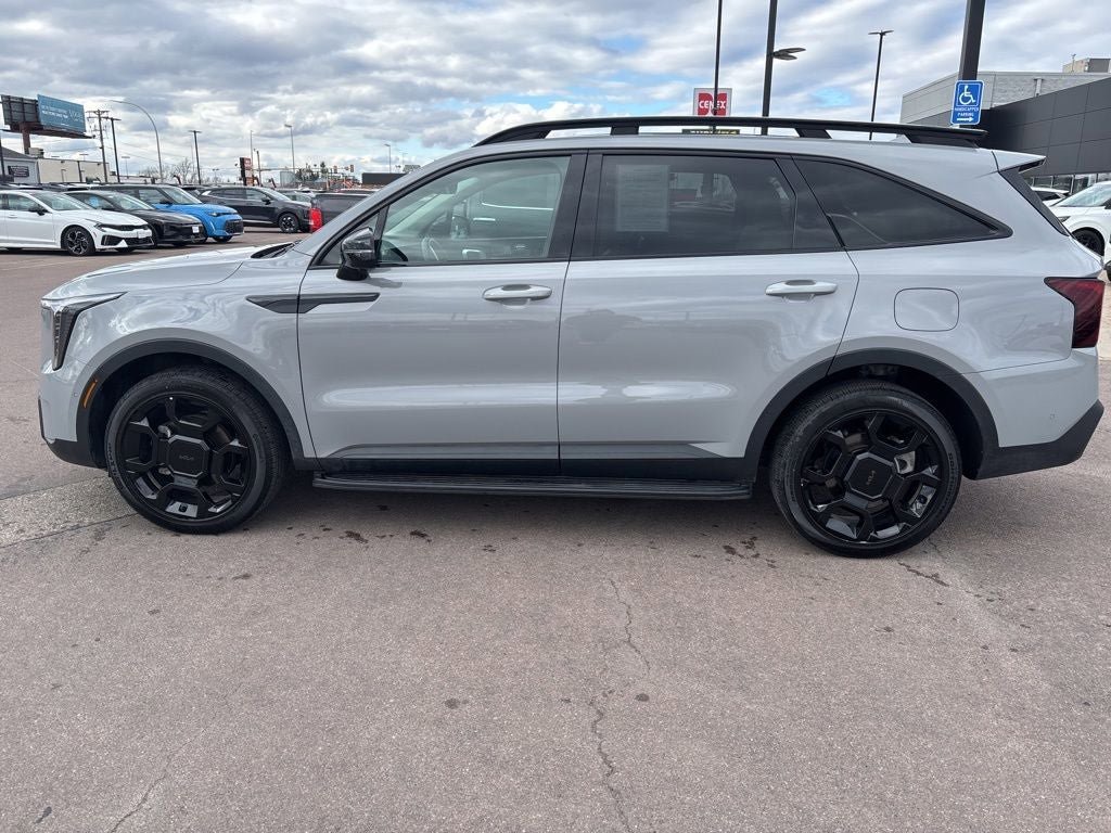 Used 2025 Kia Sorento SX AWD/4WD image 8