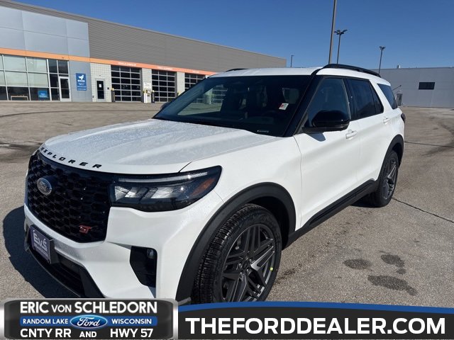 New 2026 Ford Explorer ST image 1