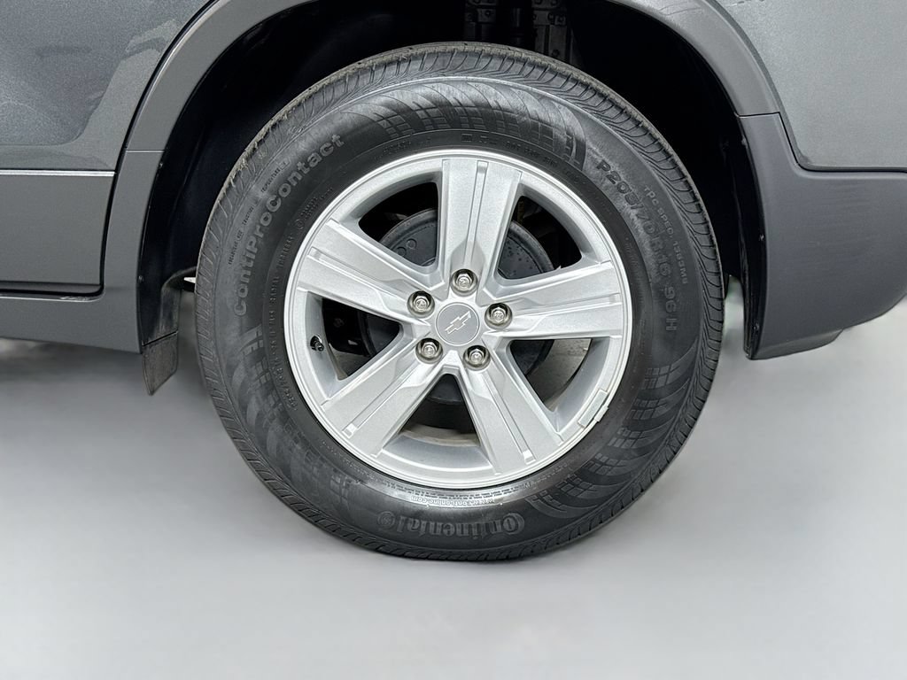 Used 2019 Chevrolet Trax LT w/ LT Convenience Package FWD image 9