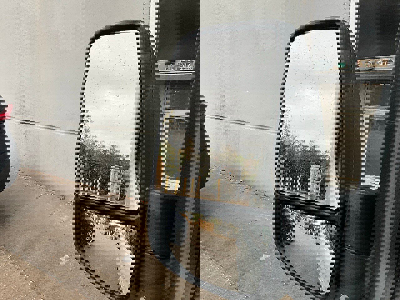 Used 2022 Ford Transit 350 DRW image 15