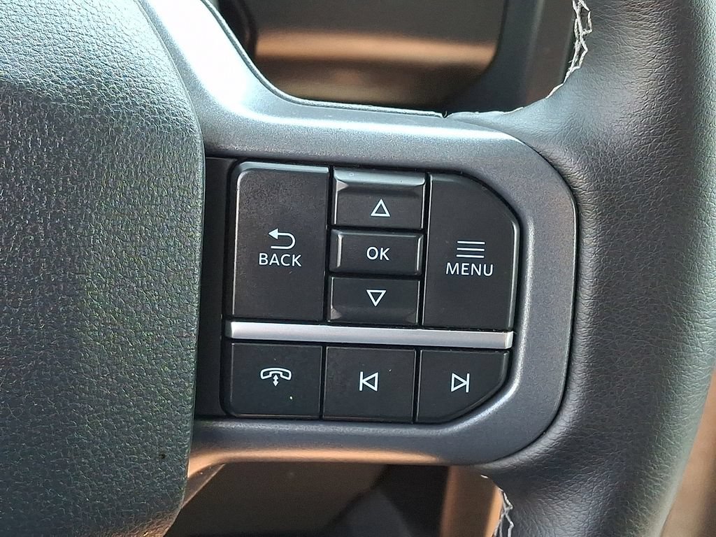 Used 2025 Ford F250 Lariat AWD/4WD image 23