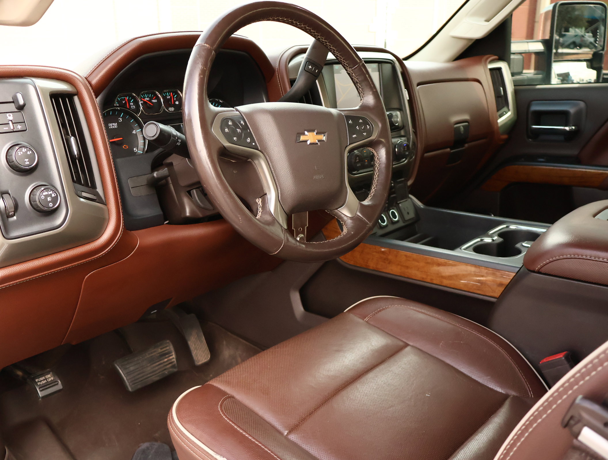 Used 2016 Chevrolet Silverado 2500 High Country w/ Duramax Plus Package video 2