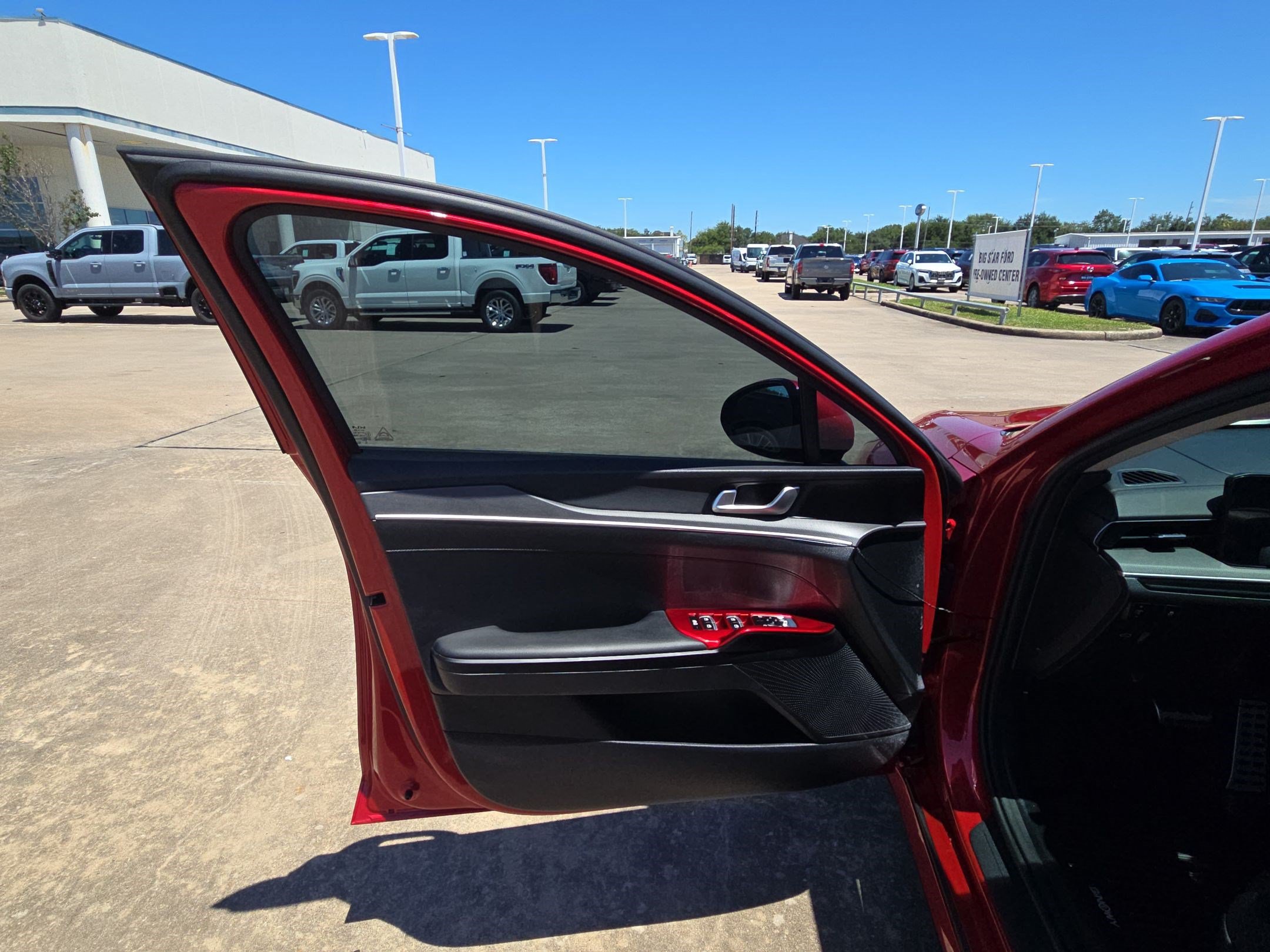 Used 2025 Kia K5 LXS FWD image 14