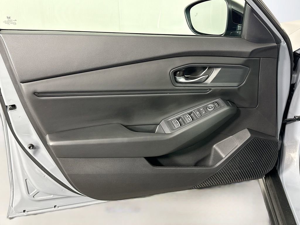 Certified 2025 Honda Accord SE image 8