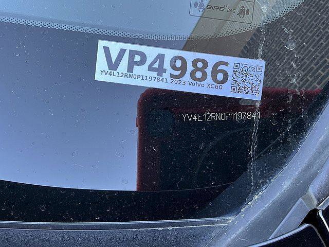 Certified 2023 Volvo XC60 B5 Plus w/ Climate Package AWD/4WD image 29