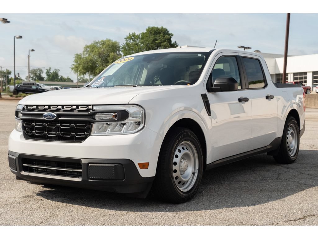 Used 2024 Ford Maverick XL w/ Equipment Group 100A Standard AWD/4WD image 4
