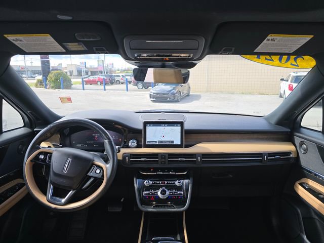 Used 2021 Lincoln Corsair Reserve w/ Equipment Group 201A image 15