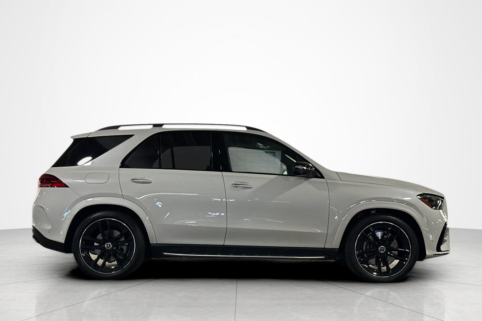 New 2026 Mercedes-Benz GLE 580 4MATIC image 6