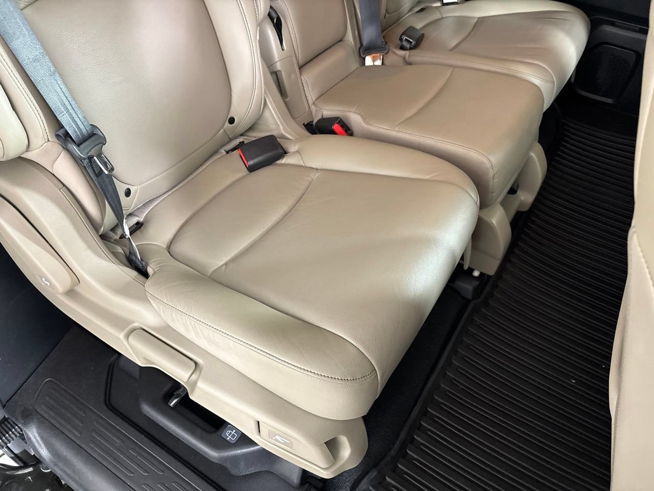 Used 2023 Honda Odyssey Touring image 32