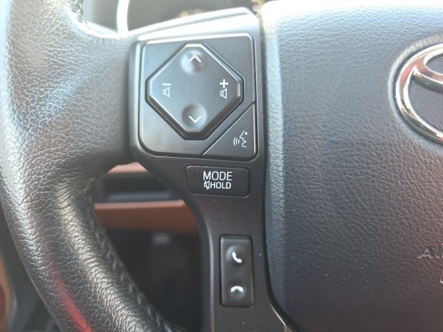 Used 2020 Toyota Sequoia Platinum AWD/4WD image 20