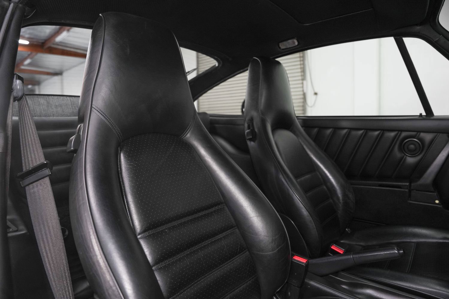 Used 1991 Porsche 911 Turbo image 30