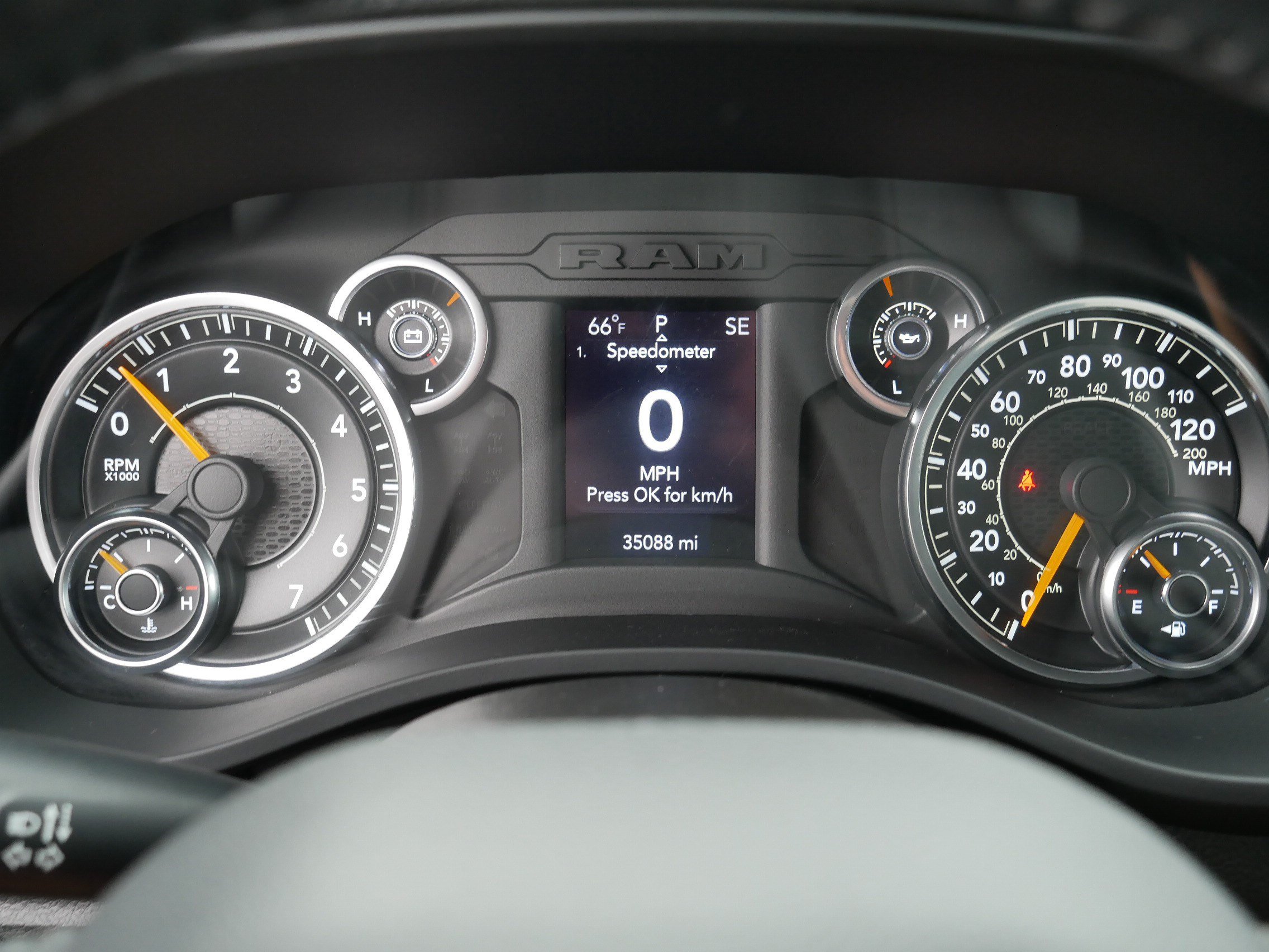 Used 2022 RAM 1500 Big Horn AWD/4WD image 21