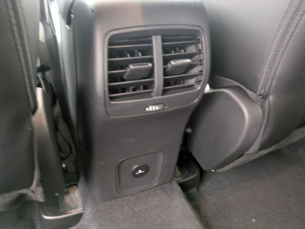 New 2026 Ford Escape ST-Line w/ Cold Weather Package image 40