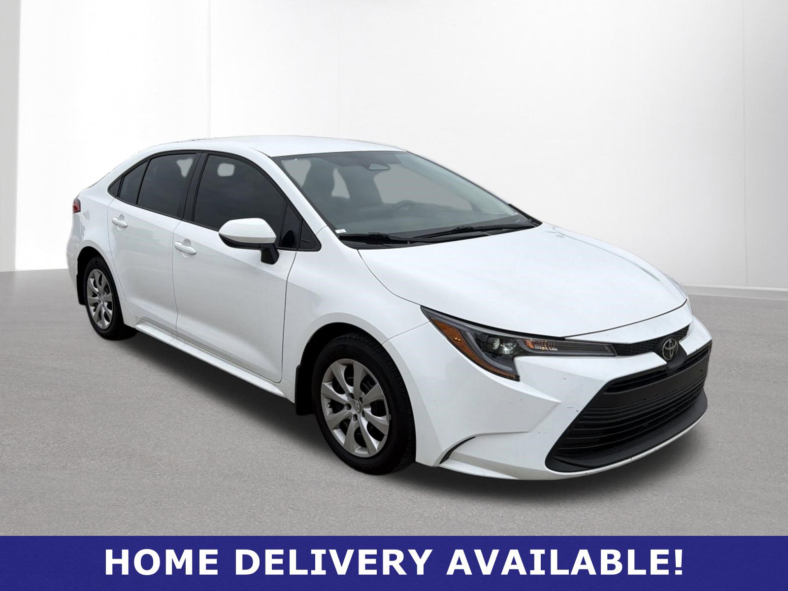 Used 2026 Toyota Corolla LE FWD video 1
