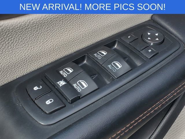 Used 2017 Chrysler Pacifica Touring-L Plus w/ Advanced Safetytec Group image 8