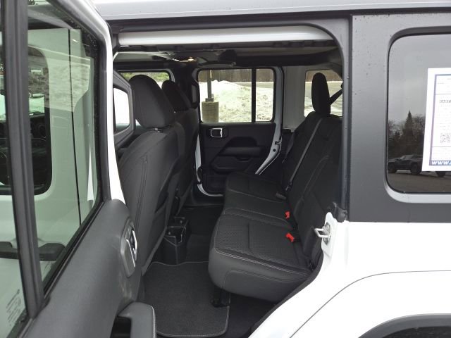 Used 2021 Jeep Wrangler Unlimited Sahara image 19
