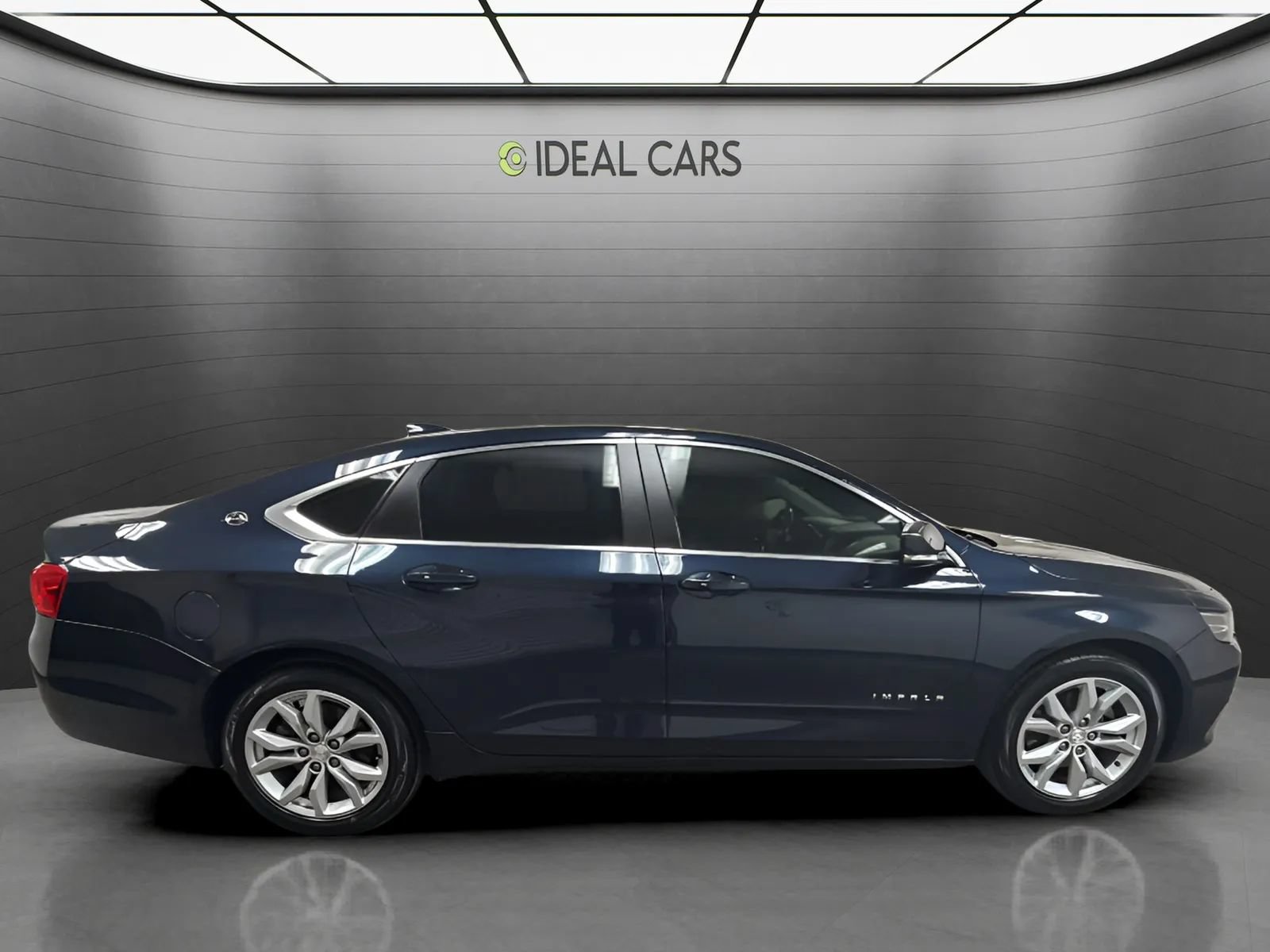 Used 2019 Chevrolet Impala LT FWD image 4