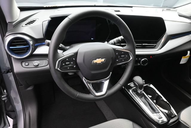 New 2026 Chevrolet Trax LT w/ Sunroof Package FWD image 20
