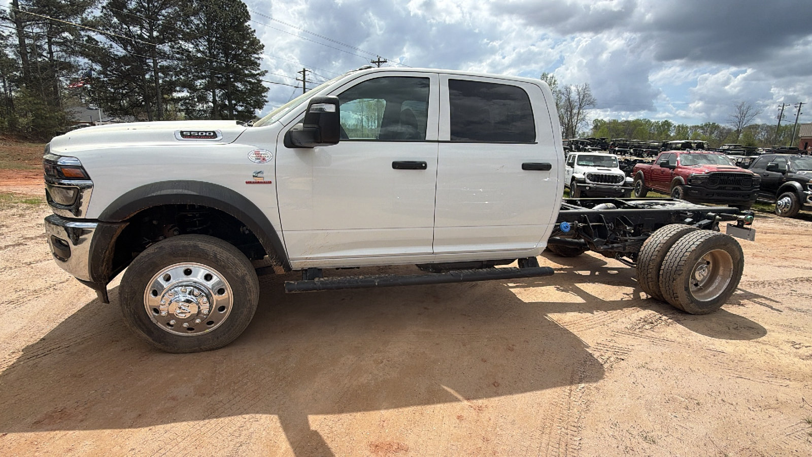 New 2026 RAM 5500 Tradesman w/ Chrome Appearance Group AWD/4WD image 11