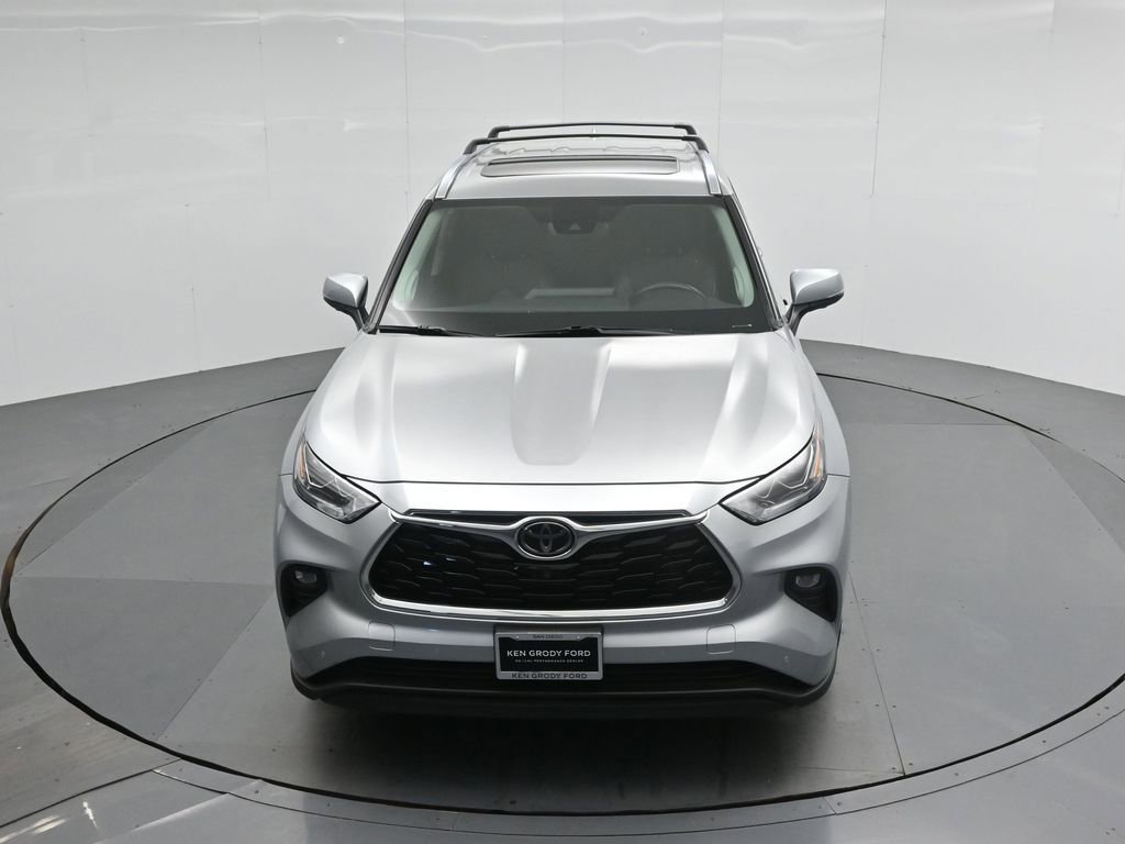 Used 2022 Toyota Highlander Limited image 39