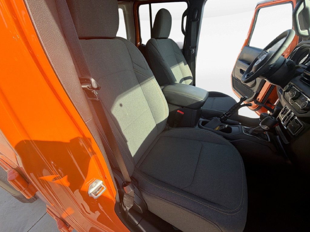 Certified 2025 Jeep Wrangler Unlimited Sport AWD/4WD image 22