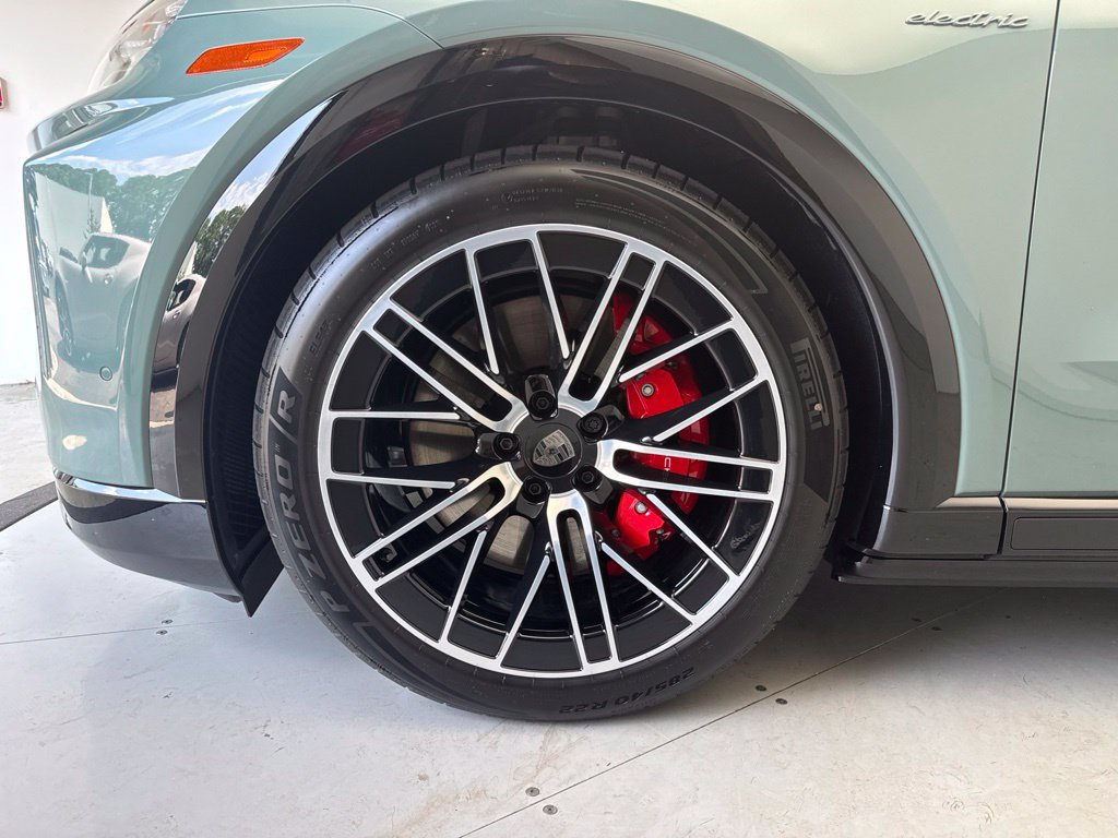 New 2026 Porsche Cayenne Turbo AWD/4WD image 27