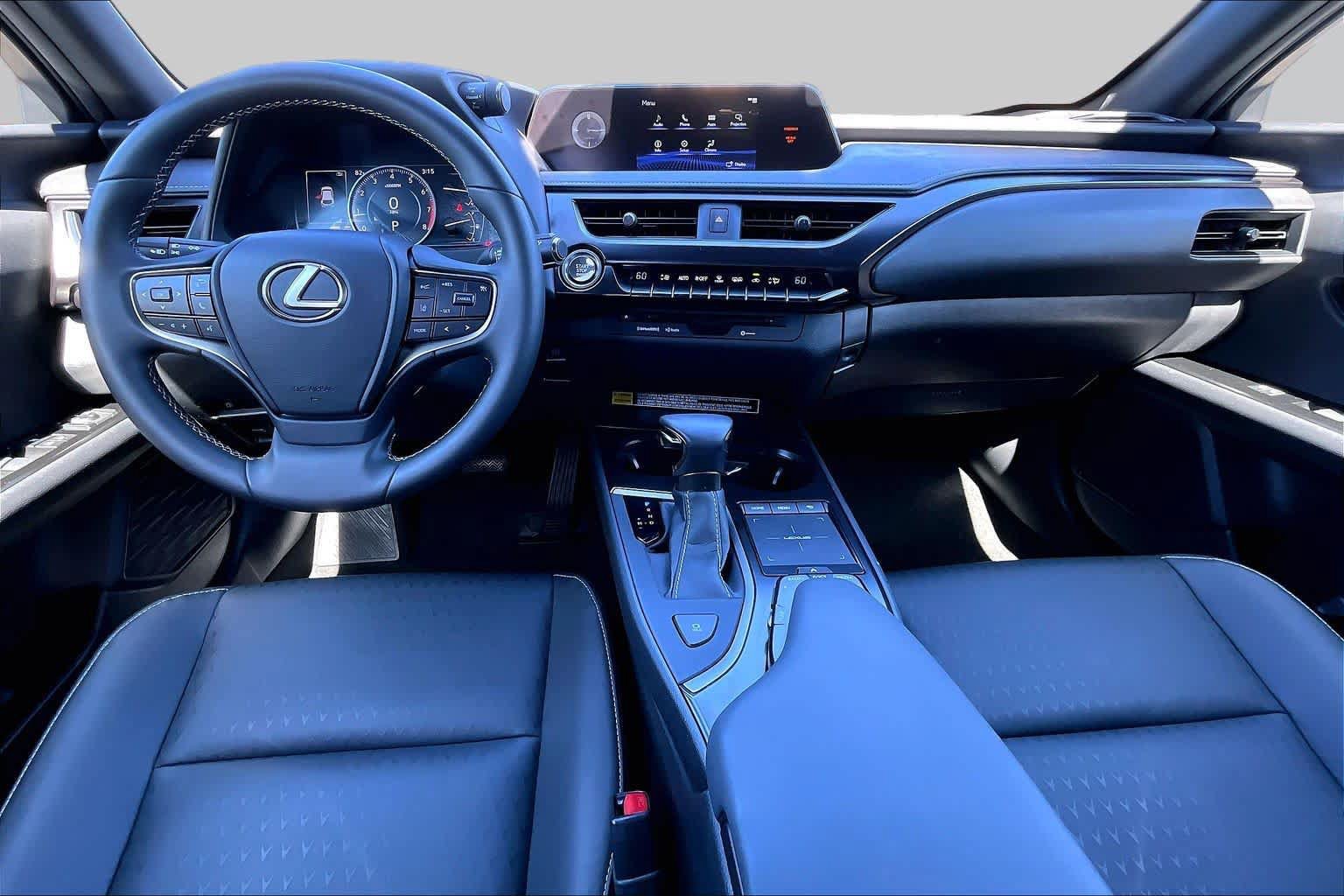 Used 2022 Lexus UX 200 w/ Accessory Package (Z1) FWD image 14