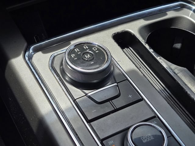 Used 2018 Ford Expedition XLT w/ Equipment Group 201A AWD/4WD image 27