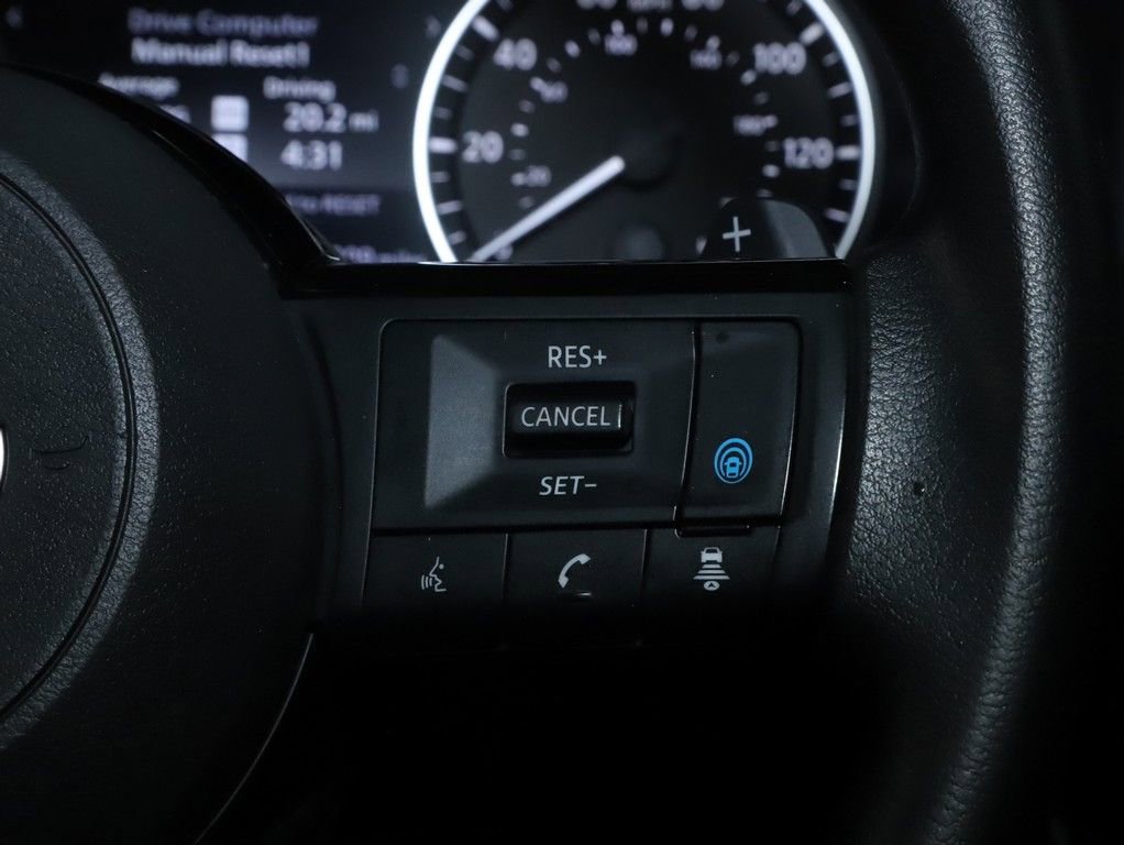 Used 2022 Nissan Rogue SV AWD/4WD image 23