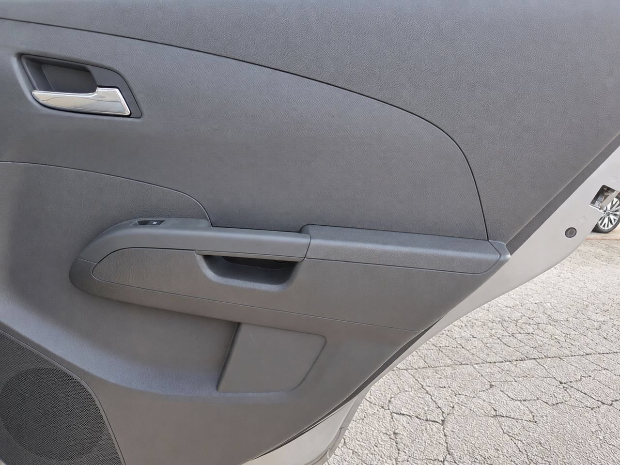 Certified 2019 Chevrolet Sonic LT w/ Convenience Package FWD image 33