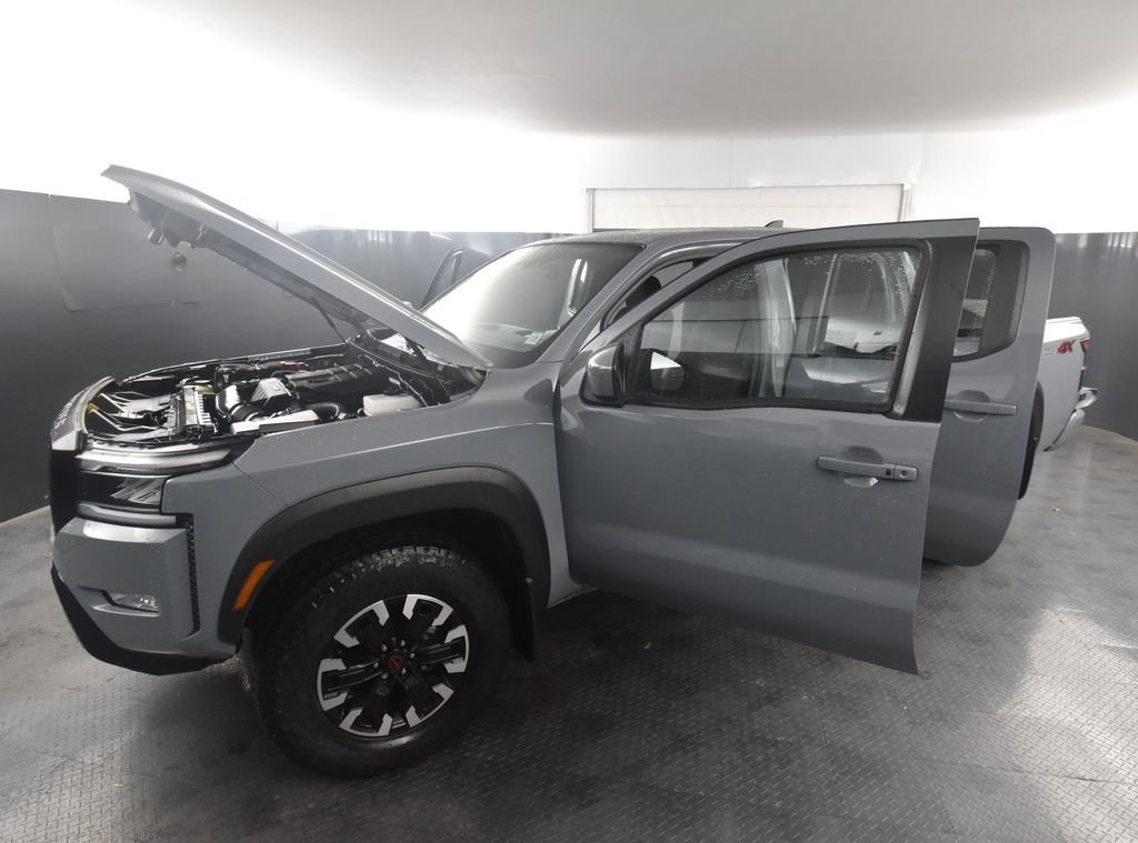 Used 2024 Nissan Frontier PRO-4X w/ Off-Road Protection Package image 37