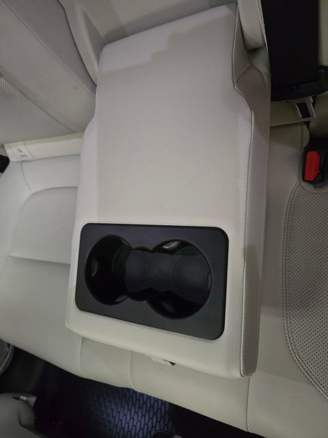 Used 2023 Jaguar F-PACE S image 38