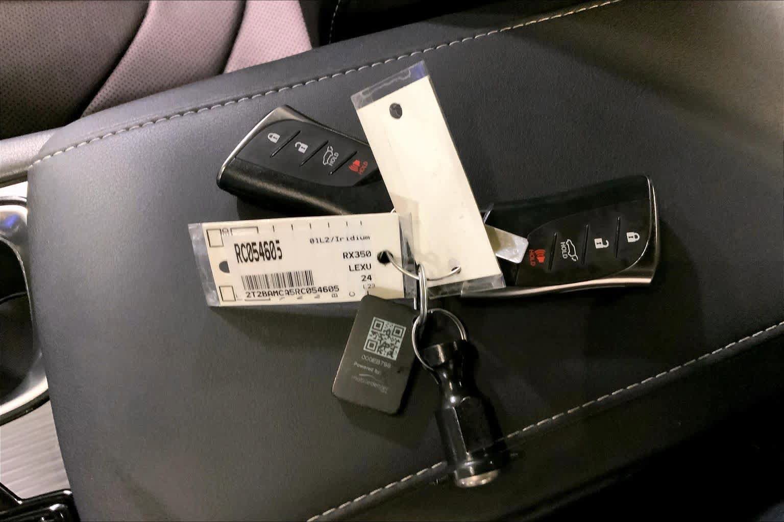 Used 2024 Lexus RX 350 F Sport w/ Technology Package image 15