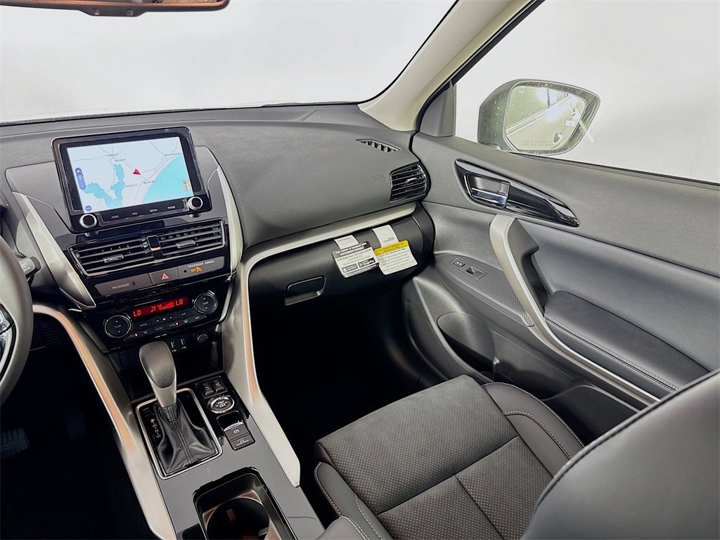 New 2025 Mitsubishi Eclipse Cross SE image 24