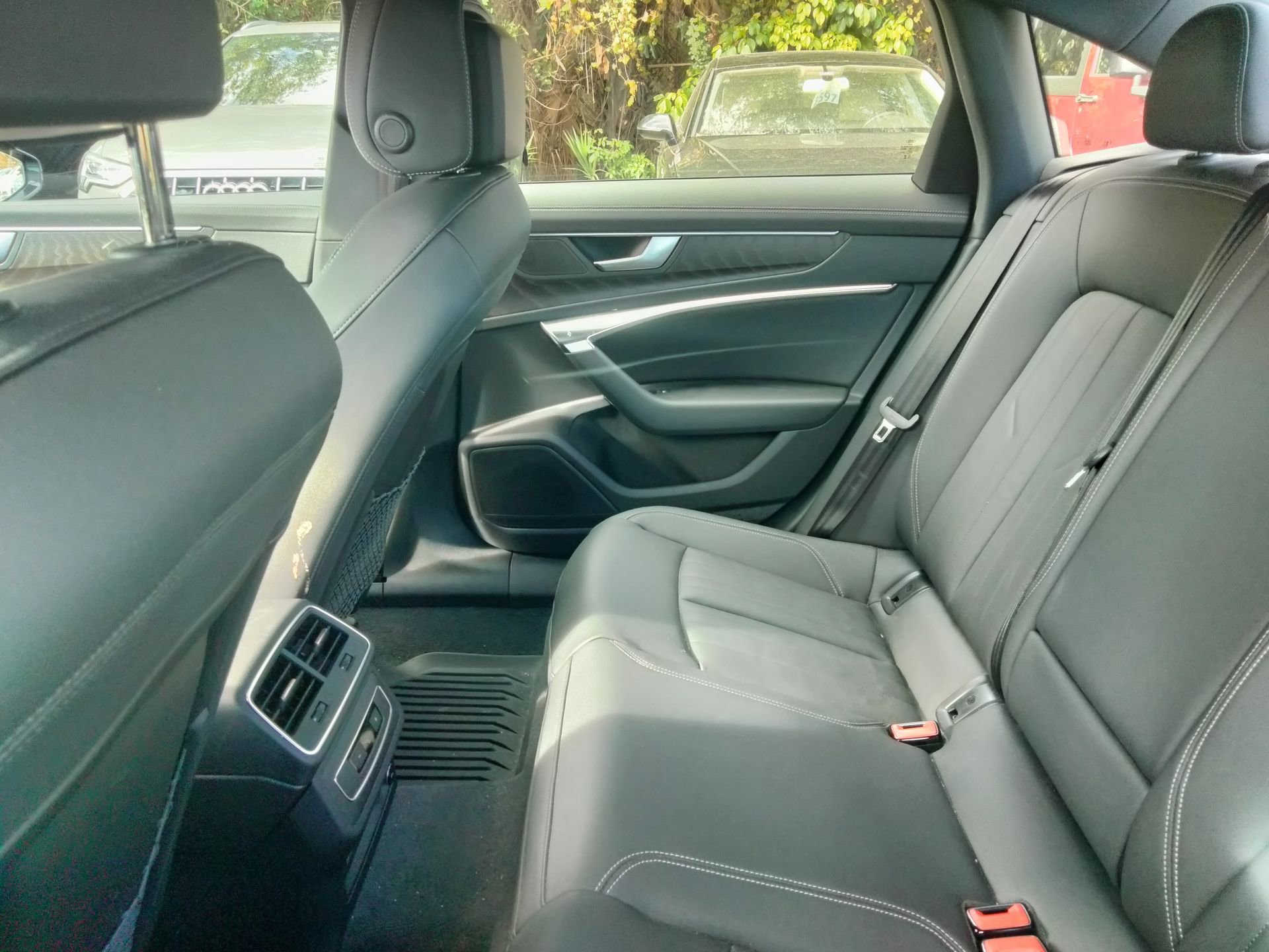 Used 2023 Audi A6 2.0T Premium w/ Convenience Package image 8