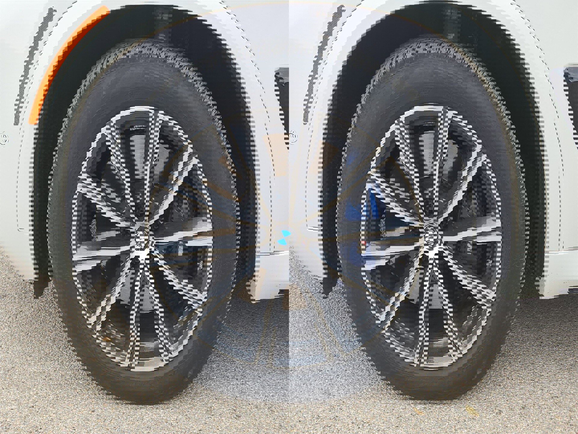 Used 2026 BMW X5 M60i image 11