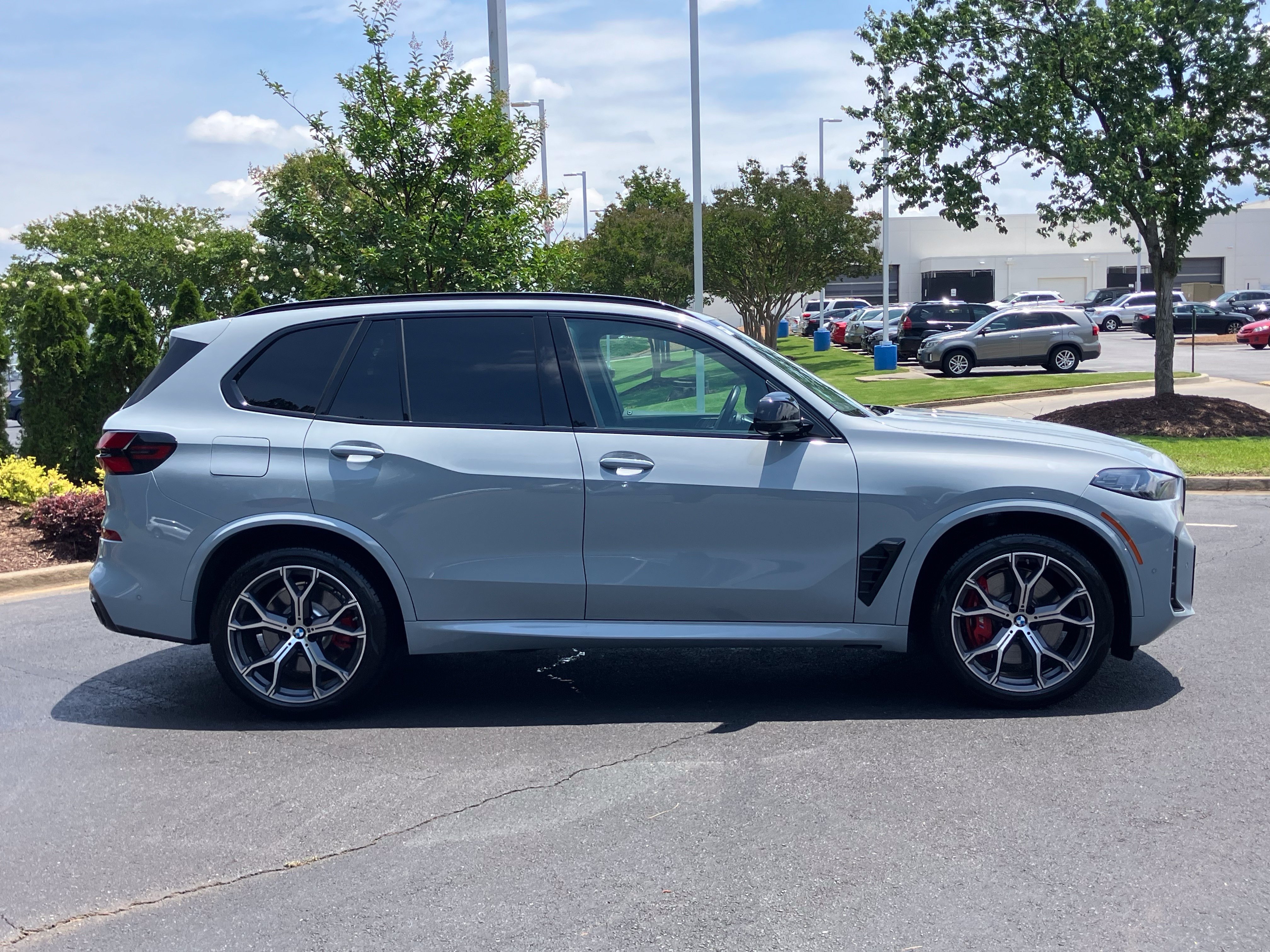 Used 2026 BMW X5 M60i AWD/4WD image 11