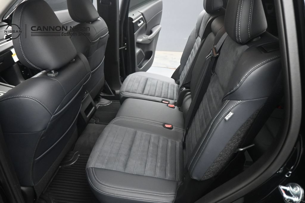 New 2026 Nissan Rogue SL AWD/4WD image 18