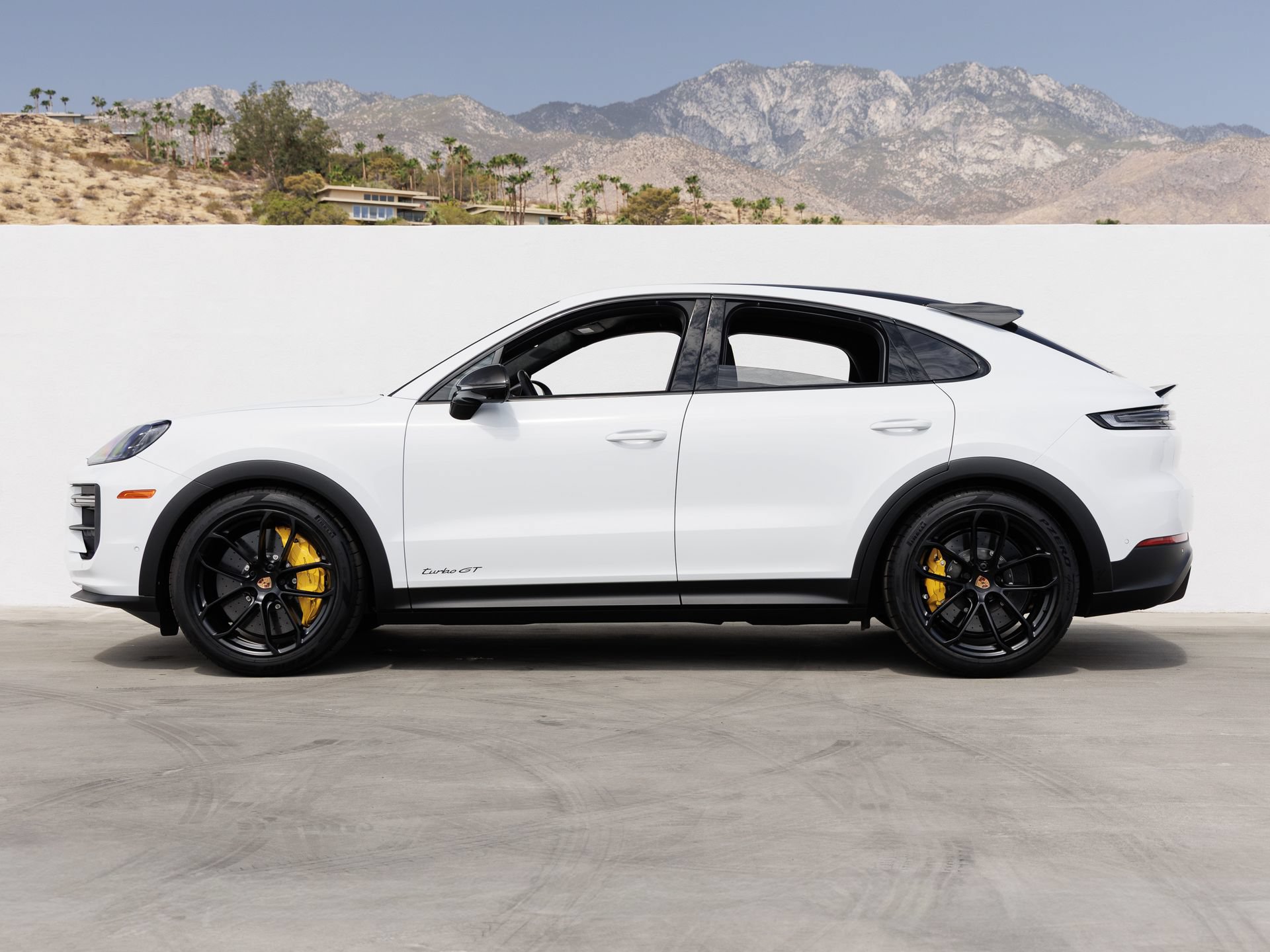 New 2026 Porsche Cayenne Turbo GT AWD/4WD image 2