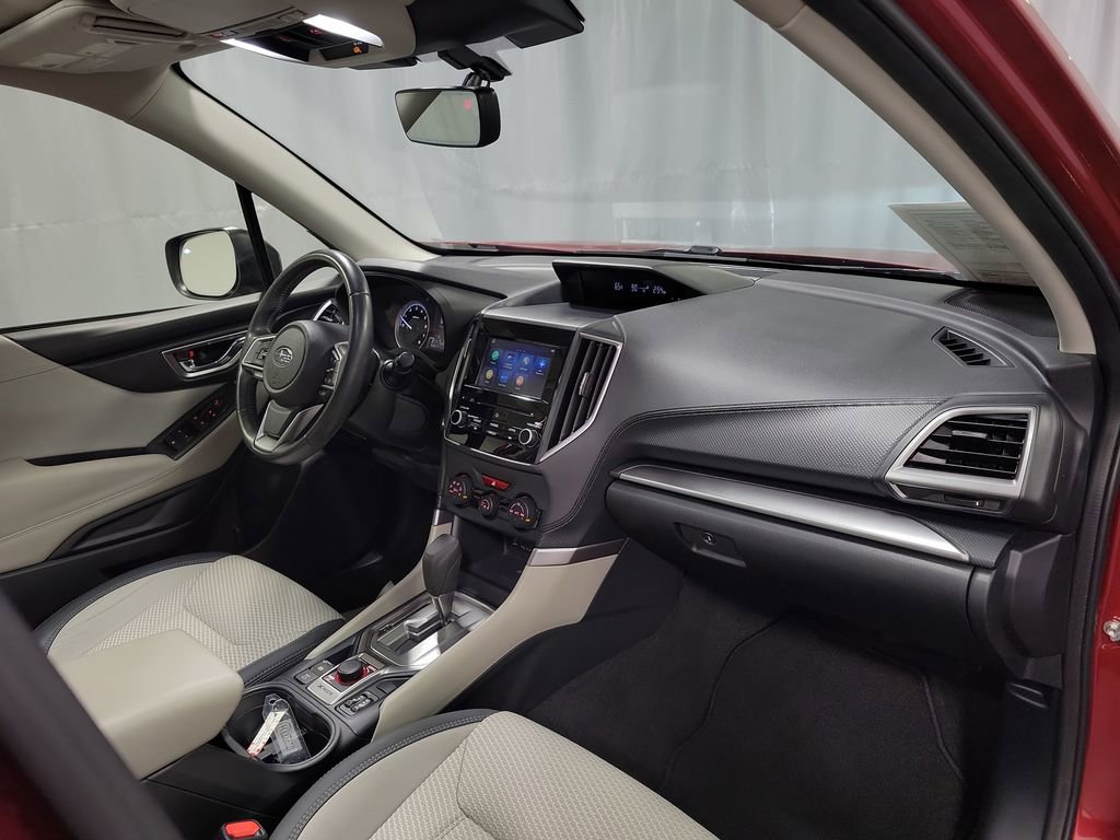 Used 2023 Subaru Forester Premium image 29