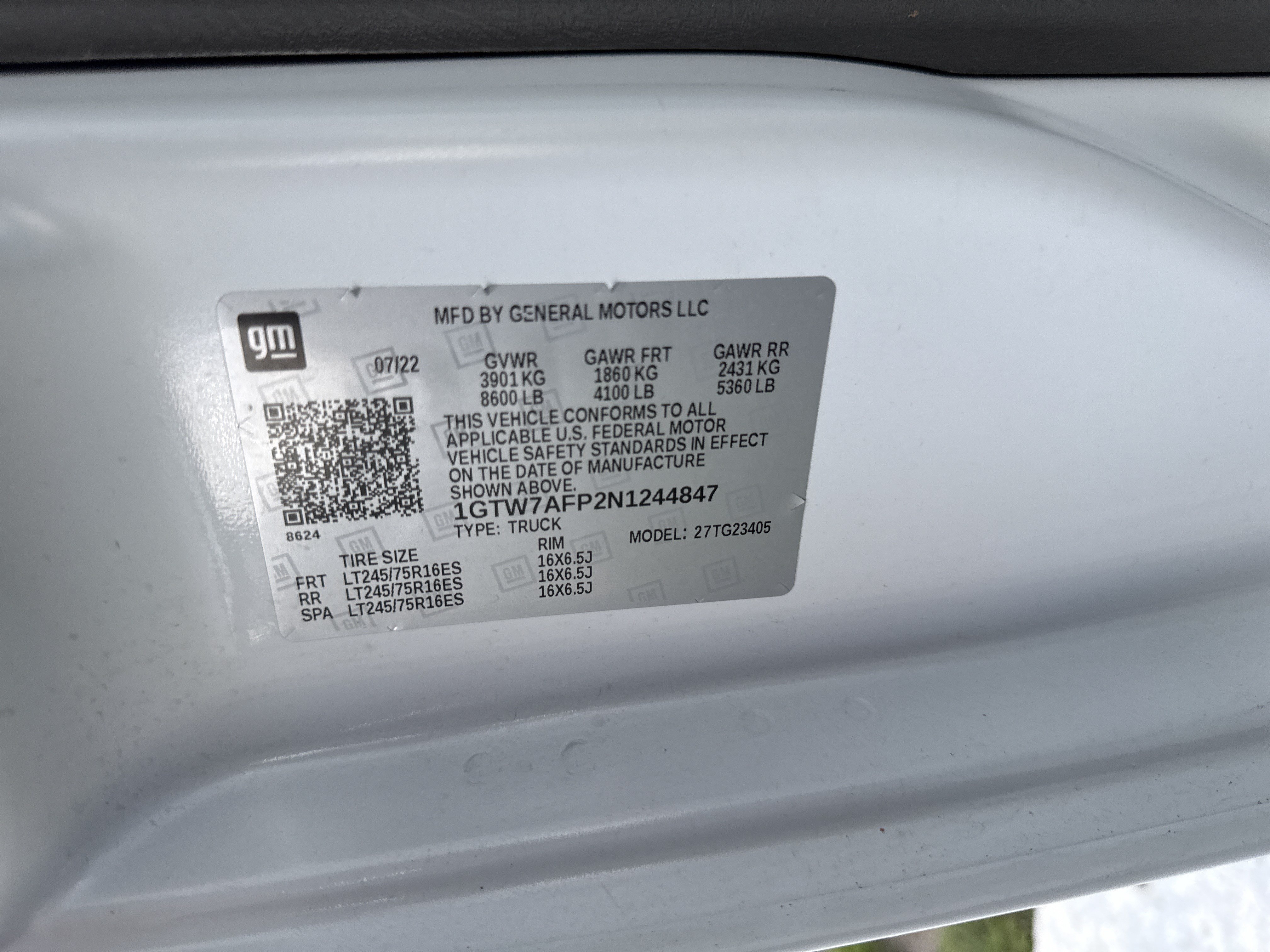 Used 2022 GMC Savana 2500 w/ Driver Convenience Package RWD image 32