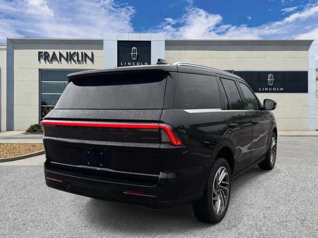 Certified 2025 Lincoln Navigator Reserve AWD/4WD image 7