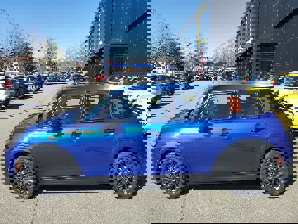 New 2026 MINI Cooper S image 2