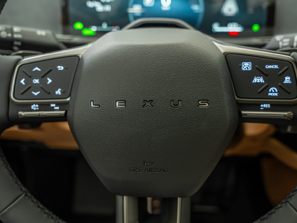 New 2026 Lexus ES 350h AWD w/ Convenience Package image 30