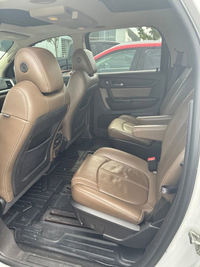 Used 2017 GMC Acadia Limited SLT FWD image 9