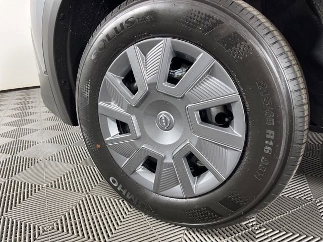 New 2026 Nissan Kicks S image 14