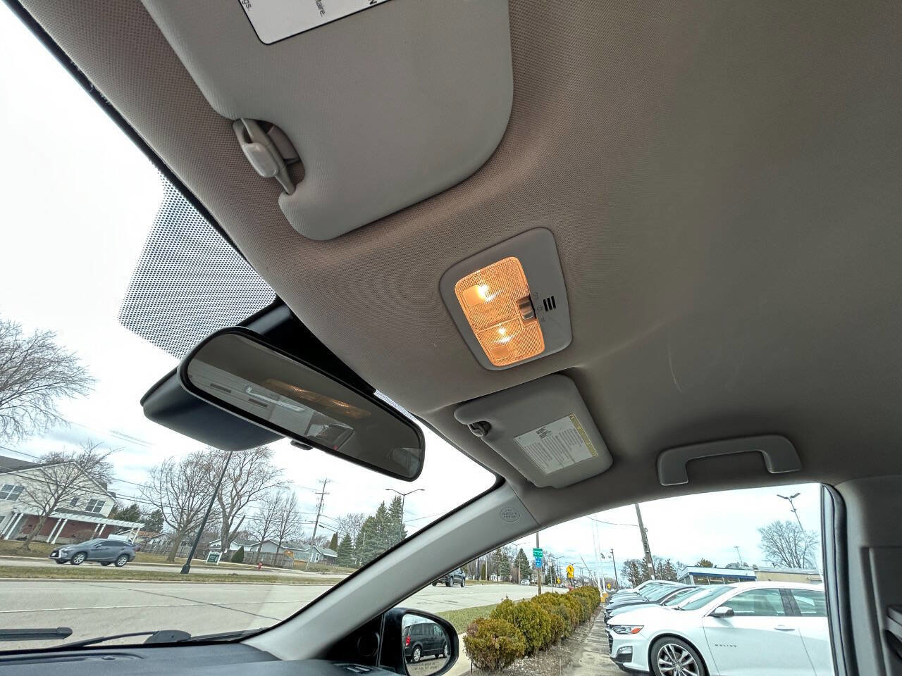 Used 2017 Toyota Corolla LE w/ Carpet Mat Package (TMS) image 29